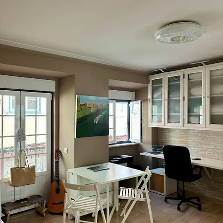 Cozy & Authentic On Avenida Da Liberdade Lisboa
